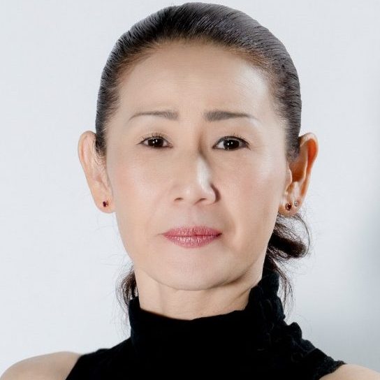 内田千恵子